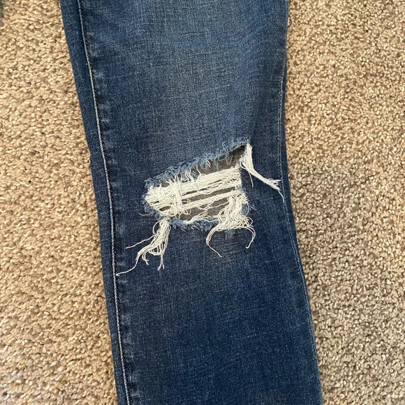 J.CREW 9” Mid-Rise Skinny Jeans - Picture 6 of 10